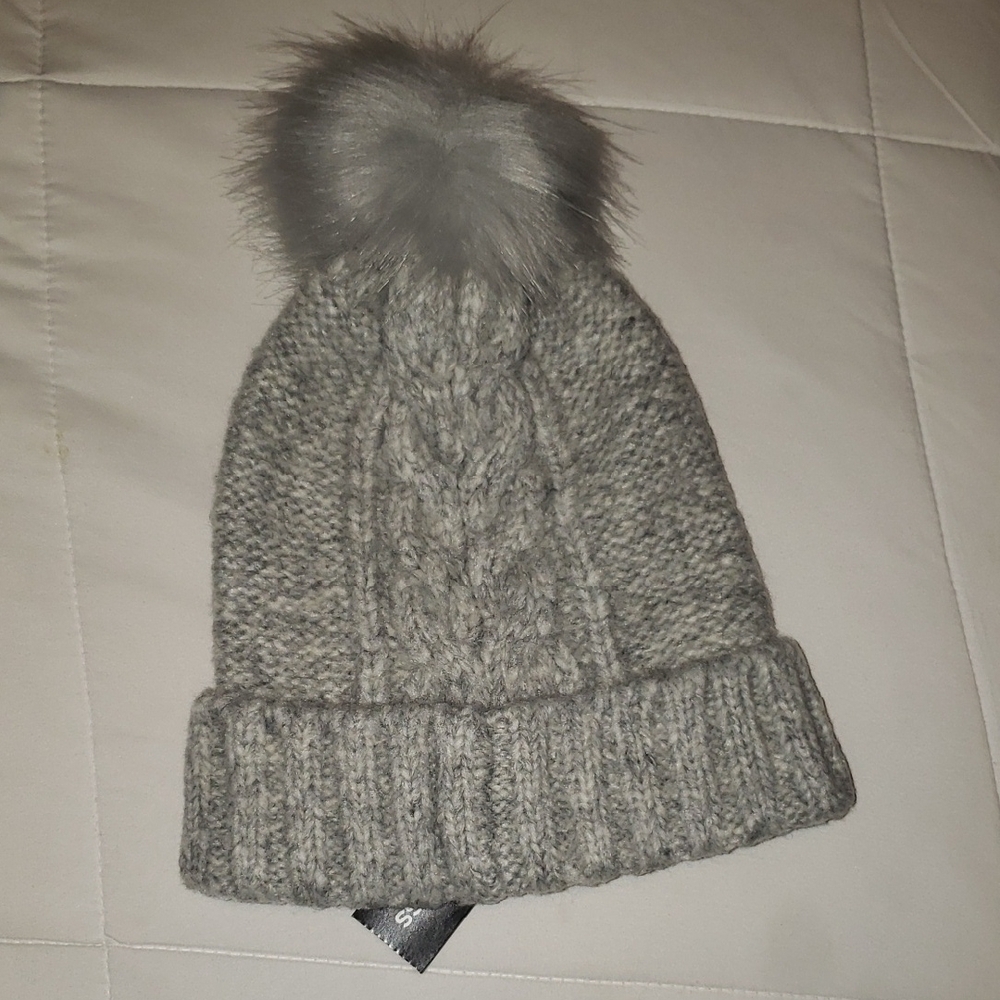 Gray Cable Knit Beanie with Faux Fur Pom